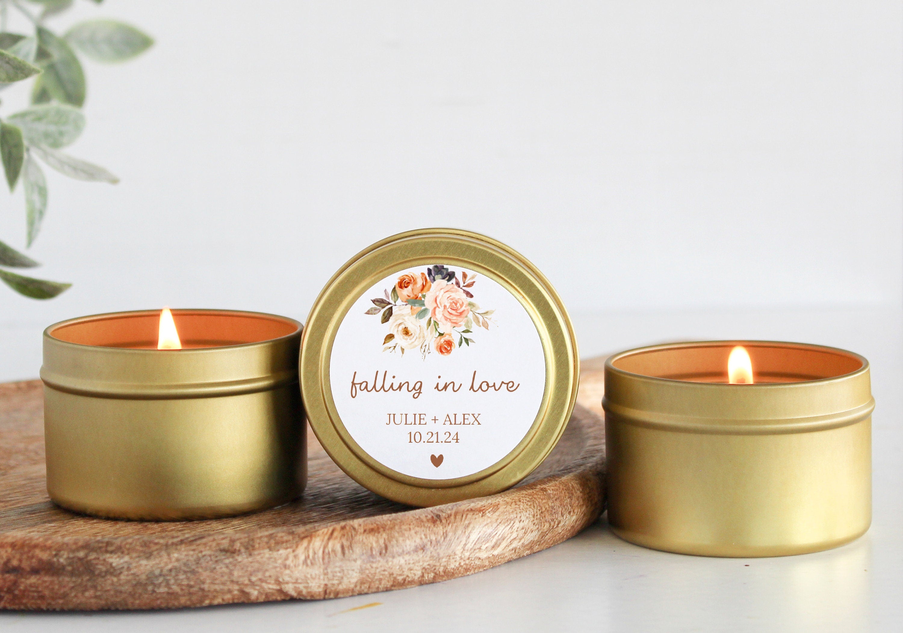 Bulk Wedding Favors for Guests / Set of 10 Candle Favors / Falling in Love / Candle Favors / Personalized Wedding Favors / Gold Candle Tins