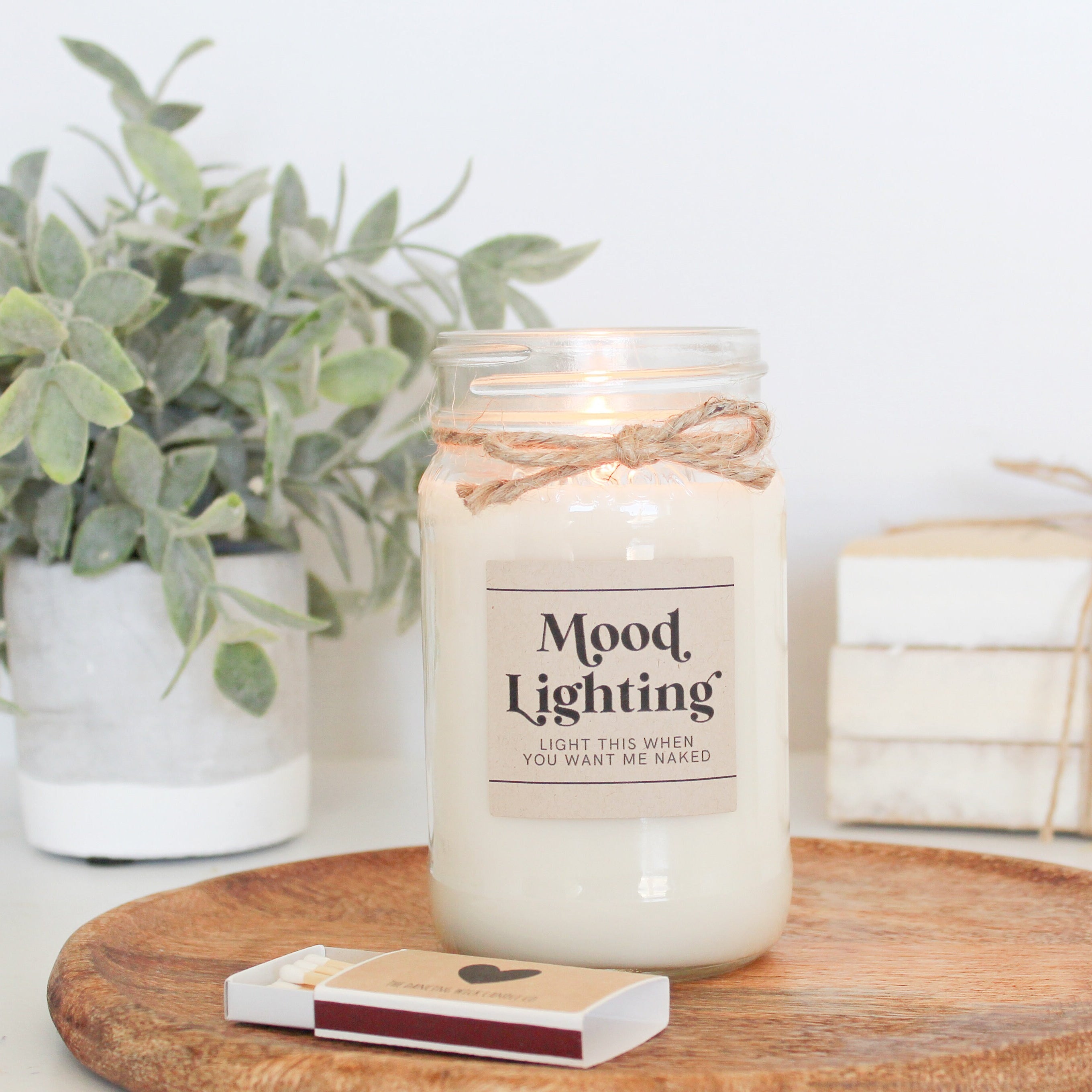 Light When You Want Me Naked / Mood Lighting / Gift for Boyfriend / Soy Candle / Gift for Him / Gift from Girlfriend / Valentine's Day Gift