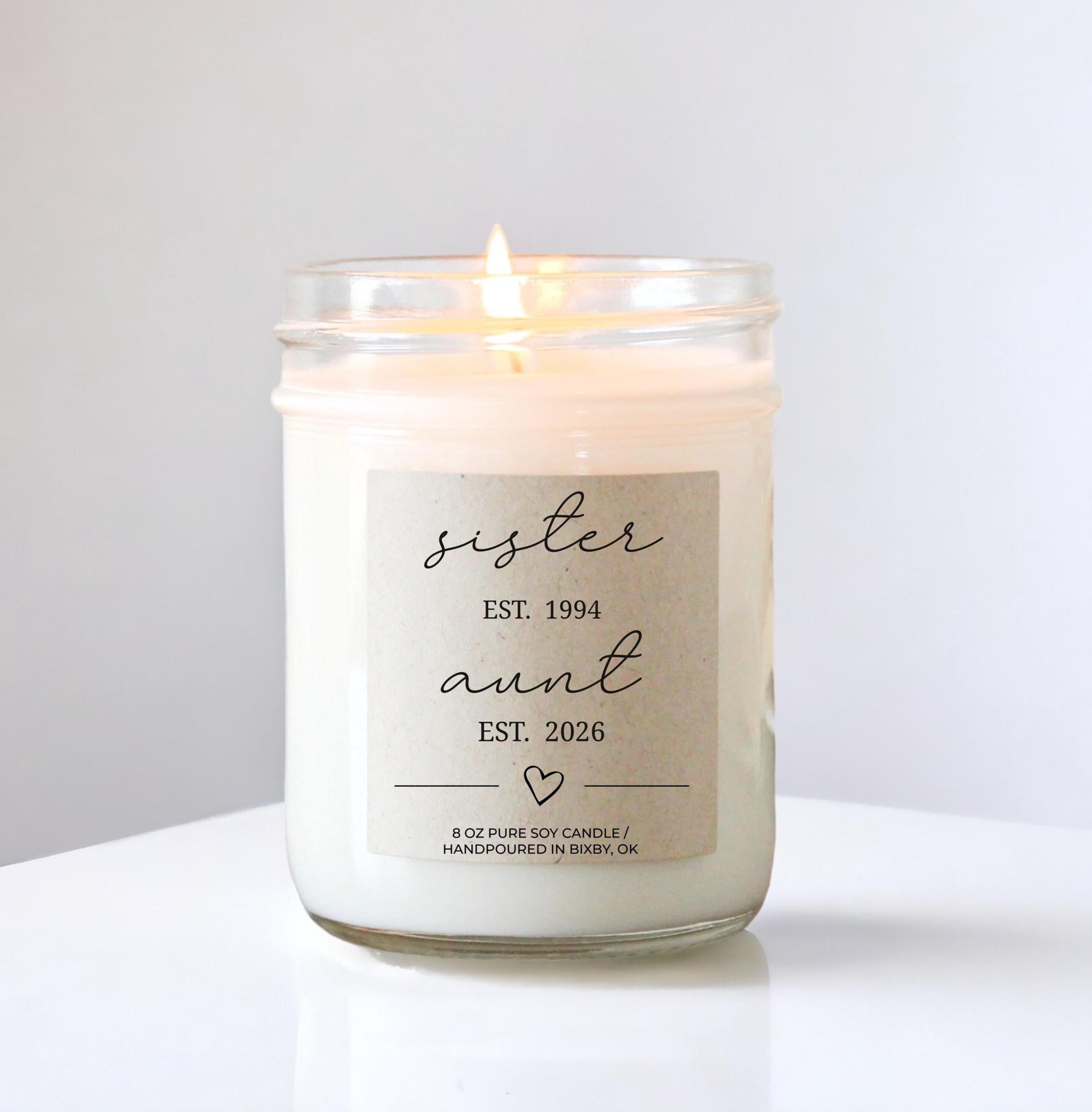 Aunt Pregnancy Announcement Gift Candle / Personalized with dates / Pregnancy Announcement to sister, Baby Reveal / Auntie