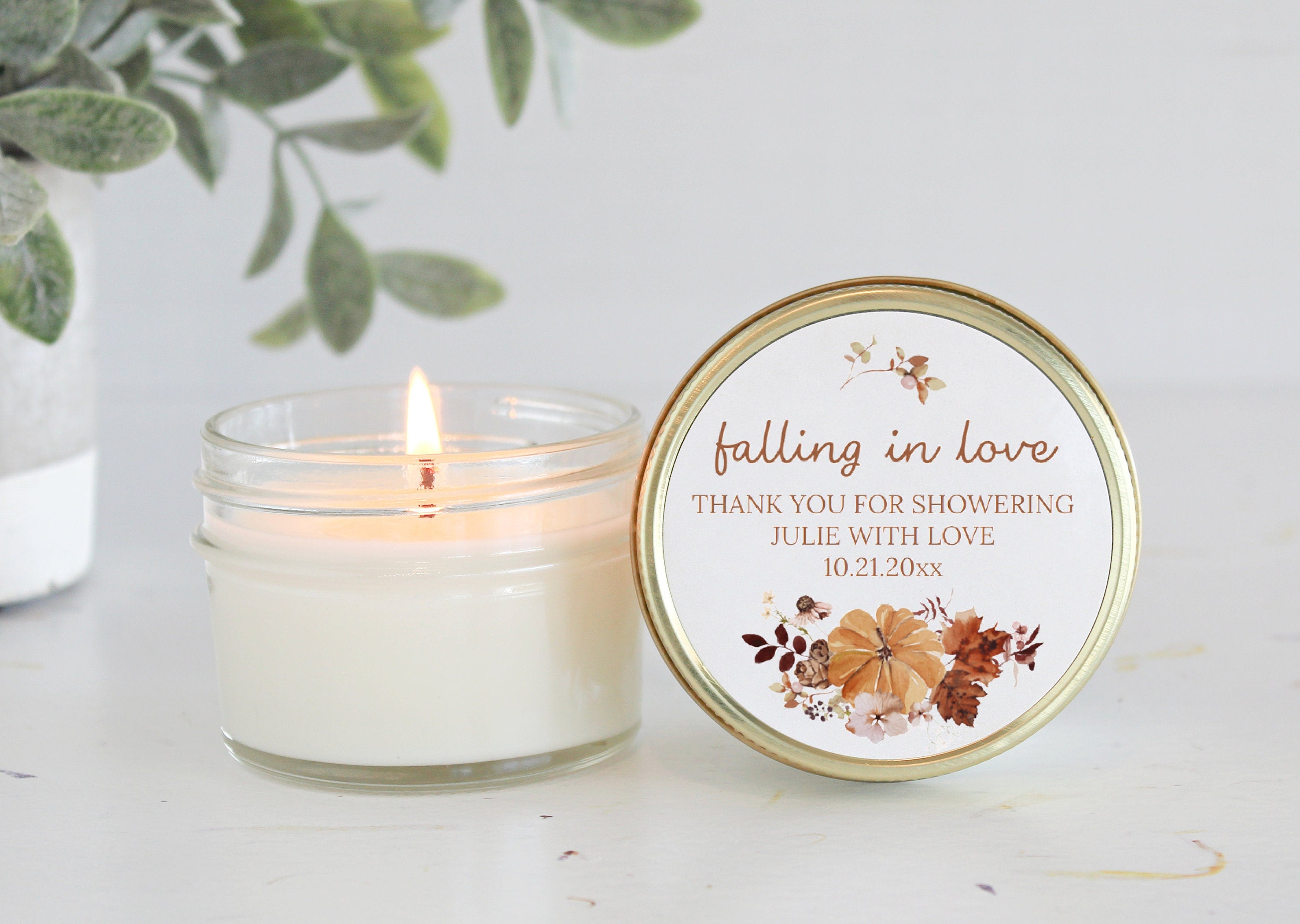 Falling in love Bridal Shower Favors / Personalized 4oz. Candle Favors / Fall Wedding / Wedding Favors for Guests / Party Favors