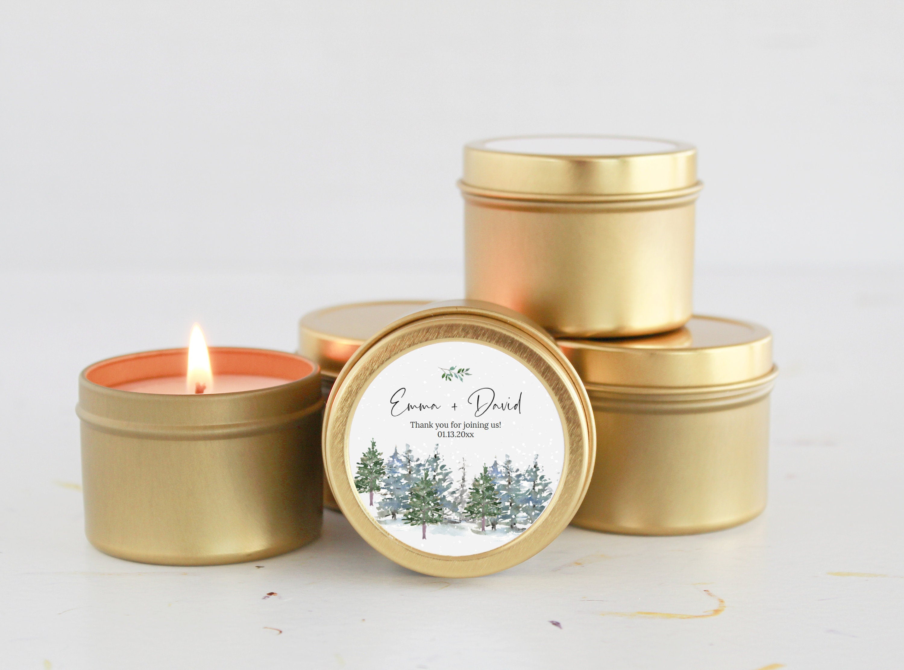 Winter Wedding Candle Favors / Bulk Wedding Favors for Guests / Set of 10 Candle Favors / Personalized Wedding Favors / Gold Candle Tins